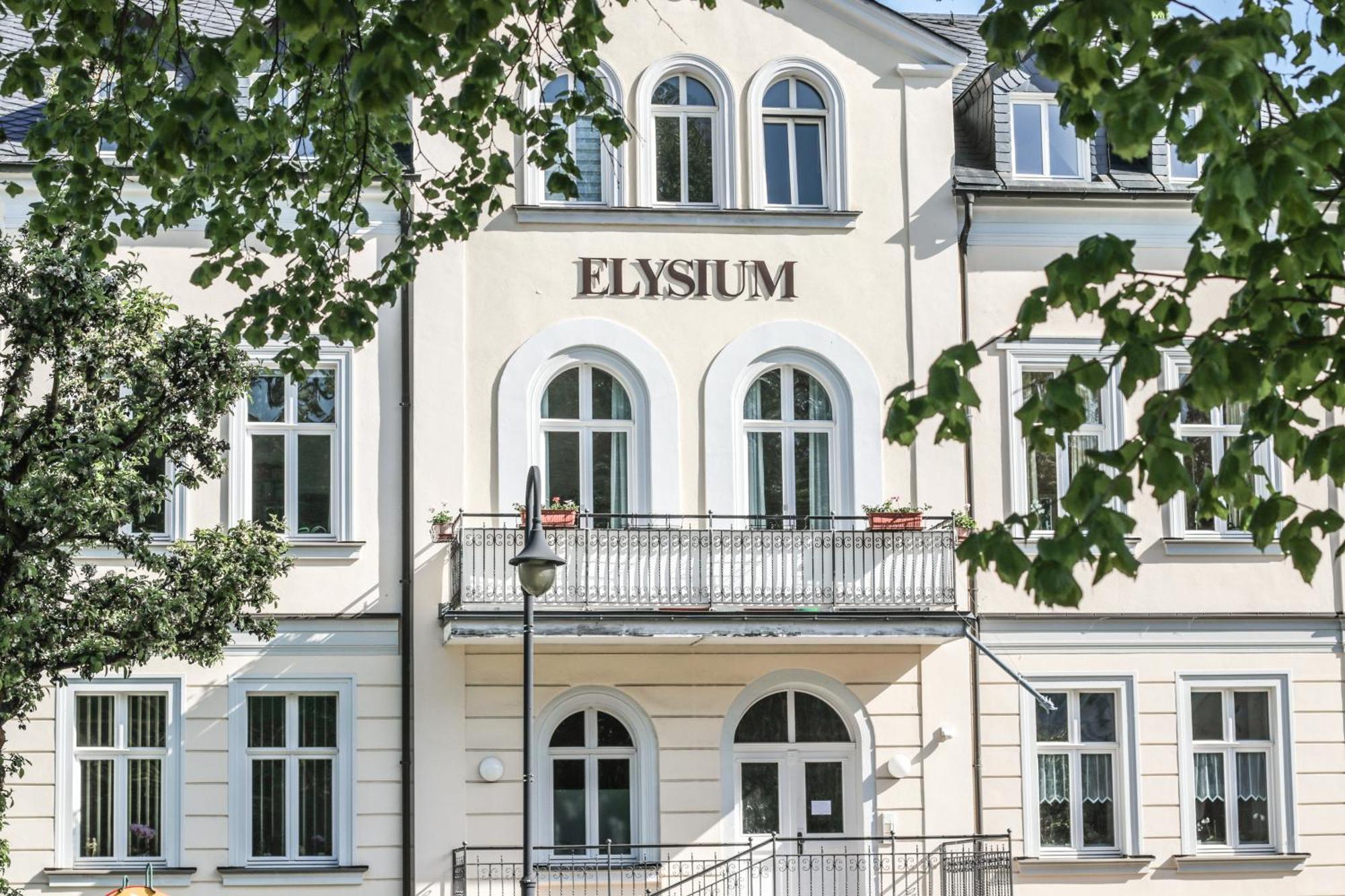 באד אלסטר Apartment Elysium Am Rosengarten מראה חיצוני תמונה